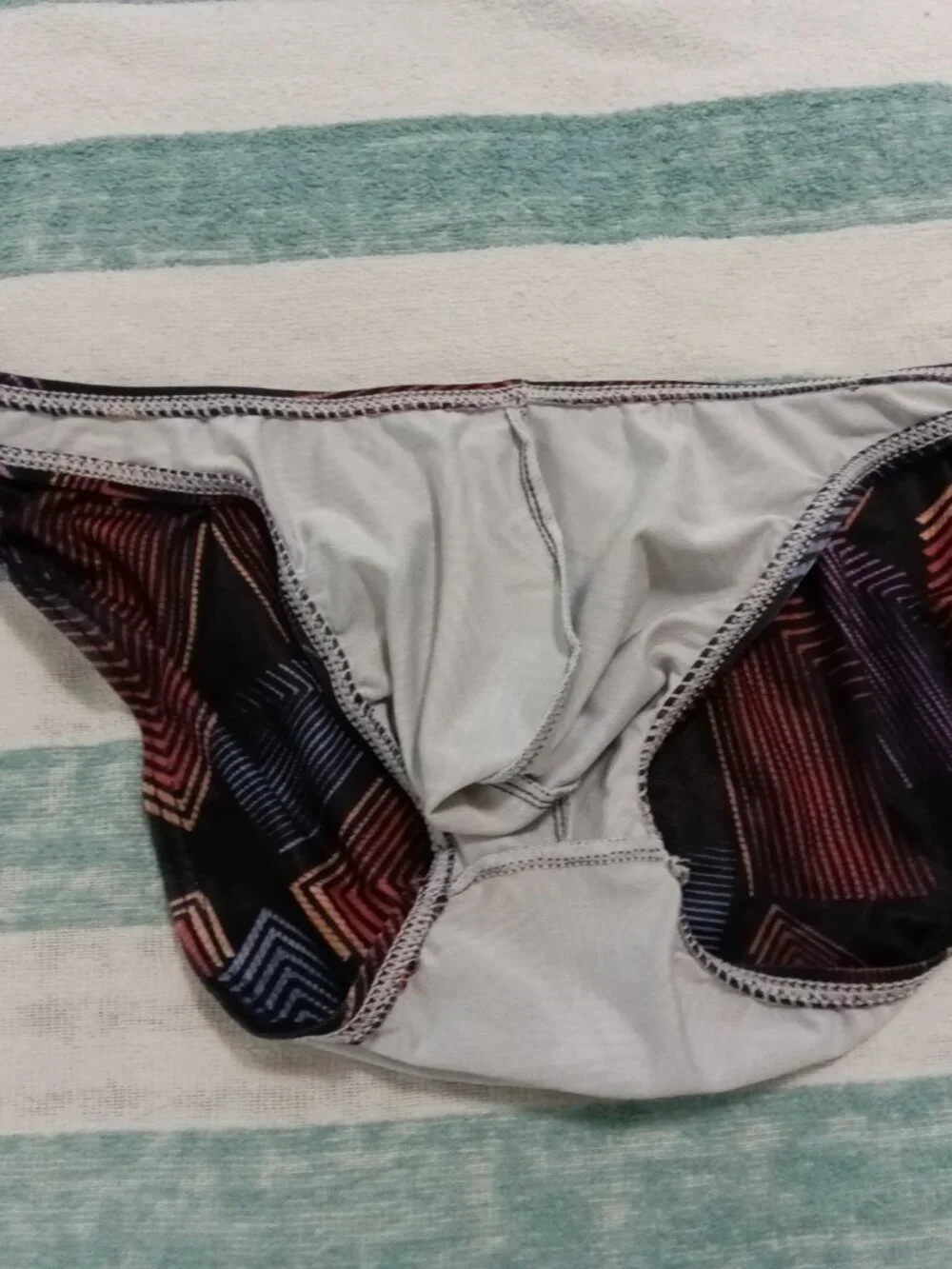 NIB ASIAN UNBRANDED UNDERWEAR BIKINI BRIEF, SIZE 